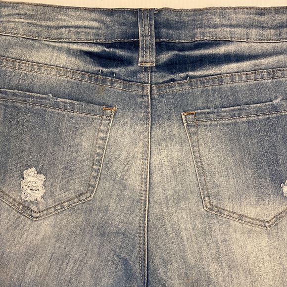Destructed Jean Cut-Off Shorts. NWOT - Picture 9 of 10